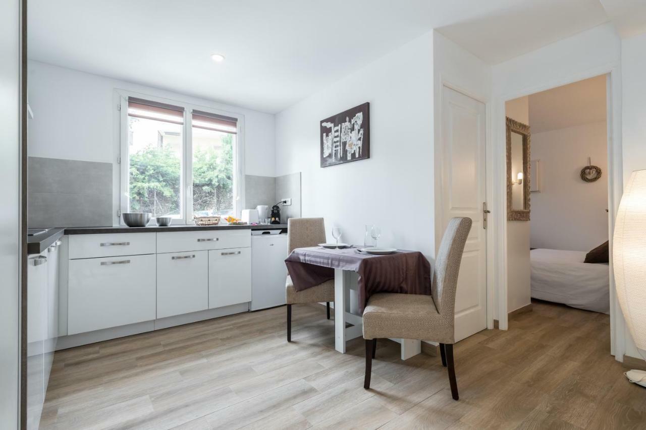 شقة Sleep In Antibes City Center المظهر الخارجي الصورة