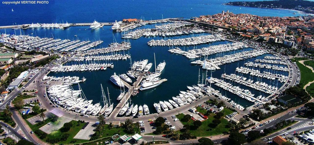 شقة Sleep In Antibes City Center المظهر الخارجي الصورة