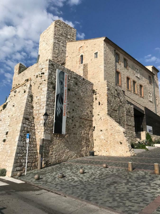 شقة Sleep In Antibes City Center المظهر الخارجي الصورة
