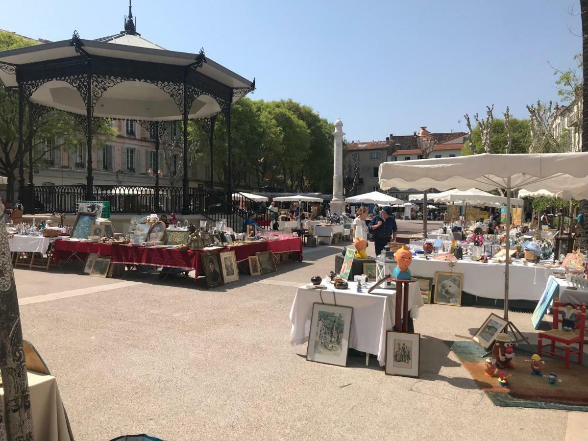 شقة Sleep In Antibes City Center المظهر الخارجي الصورة